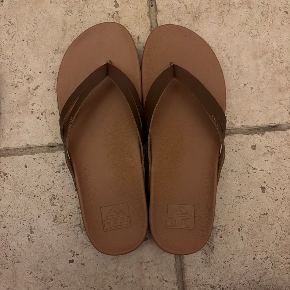 Reef Brown Sandals Size 8
